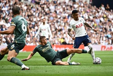 Tottenham vs Everton (23:30 – 12/09)